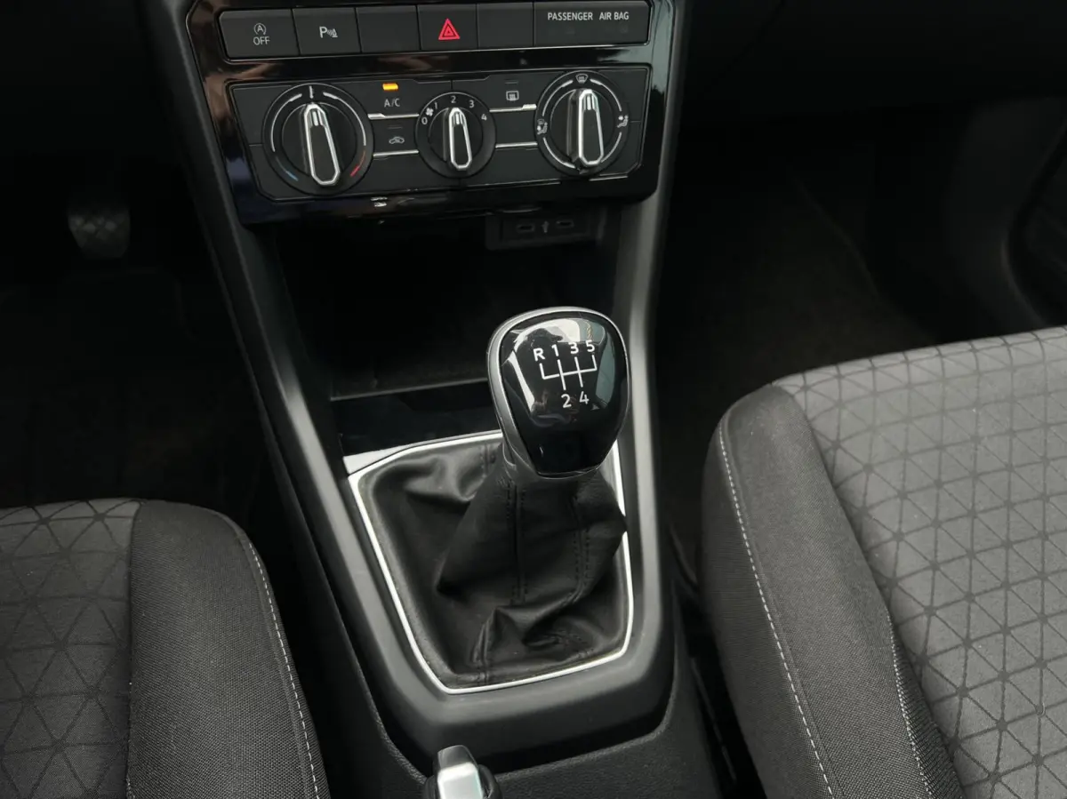 1.0 TSI Life TREKH. | CARPLAY/ANDROID | ADAPT.CRUISE | ECC | PDC | DAB | LMV