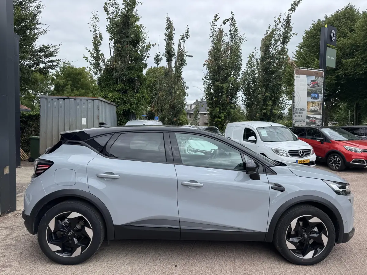 1.8 E-Tech full hybrid 160 Techno 21.466km!!