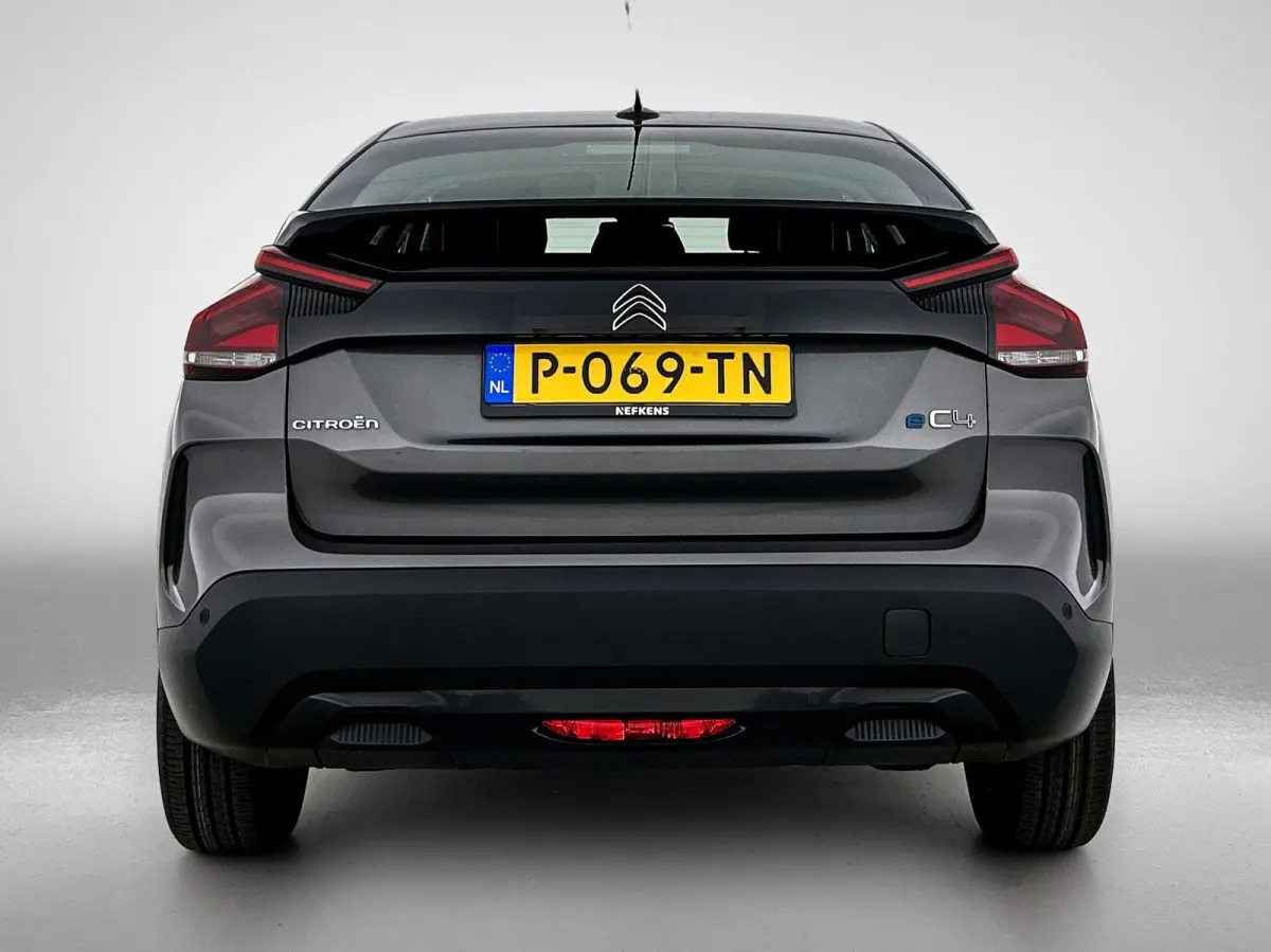 Feel 50 kWh | 1ste Eigenaar | Accu 92% | Led Koplampen | Apple Carplay/Android Auto | Climate Control |