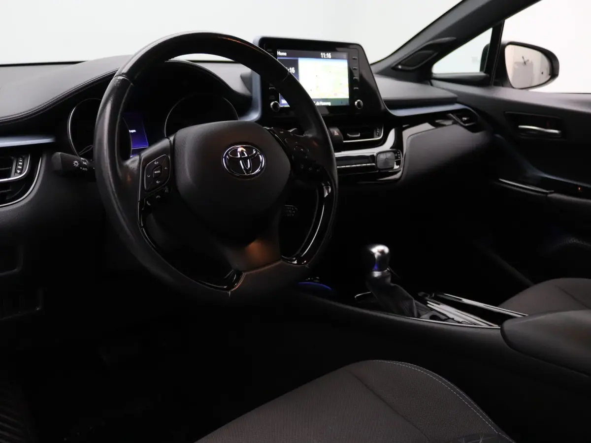 183pk Hybrid Style Apple Carplay/Android Auto | Climate