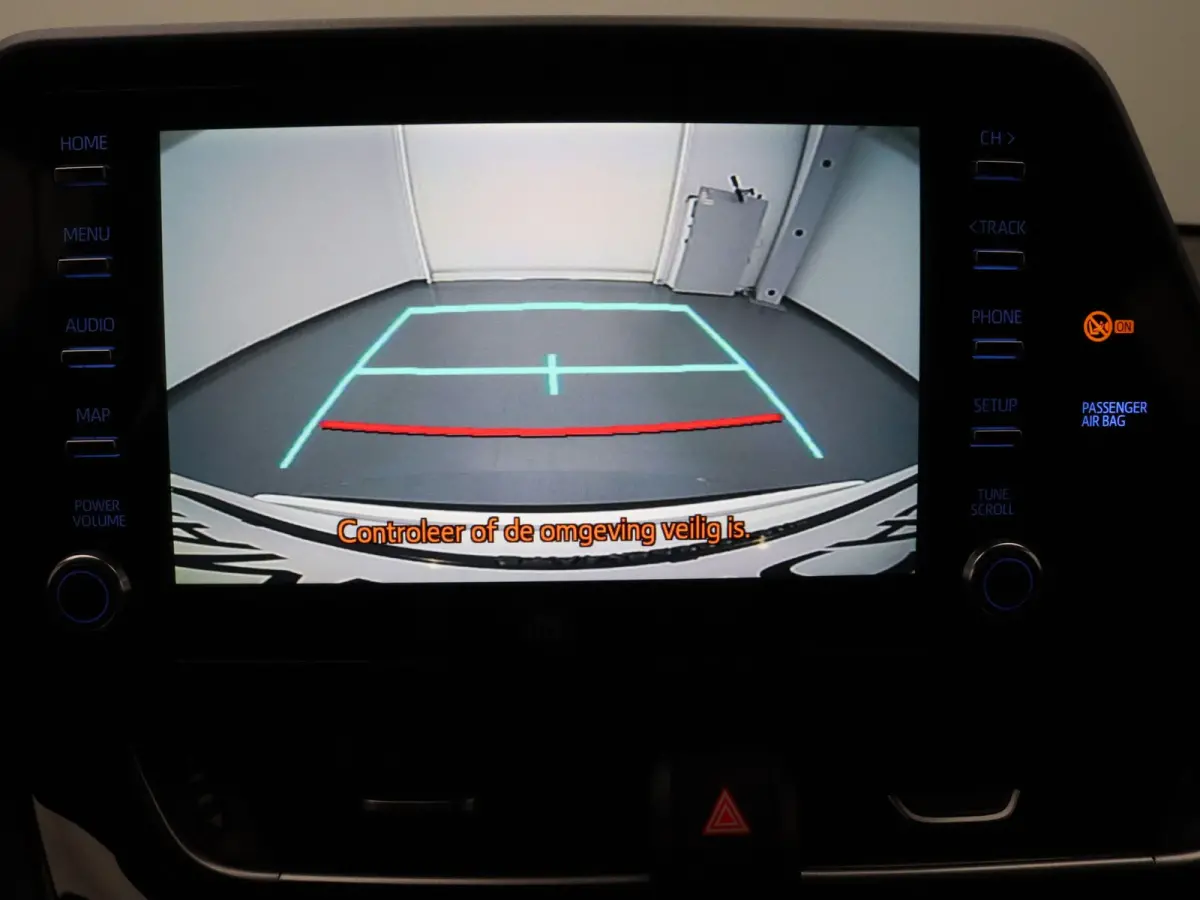 183pk Hybrid Style Apple Carplay/Android Auto | Climate
