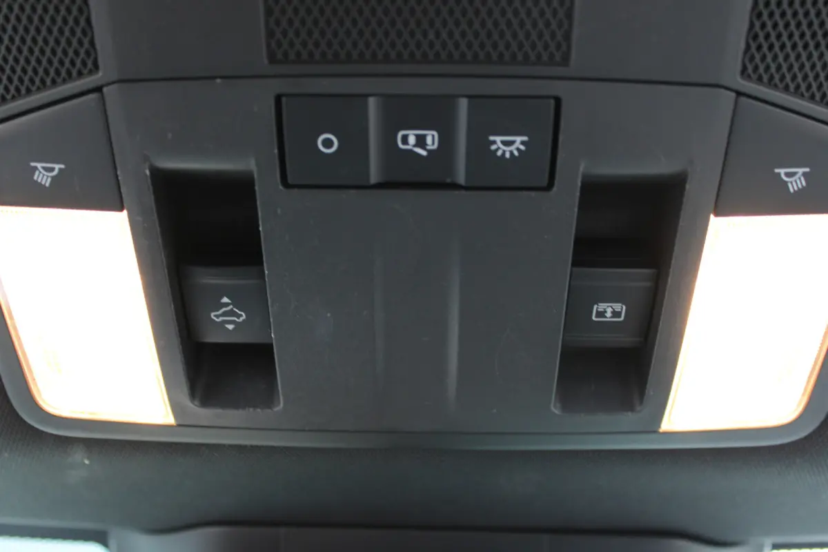 2.4 PHEV Instyle PANORAMA
