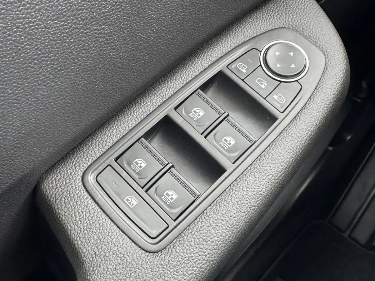 1.6 HEV Intense Automaat Camera Carplay Clima Cruisecontrol Garantie t/m 2034