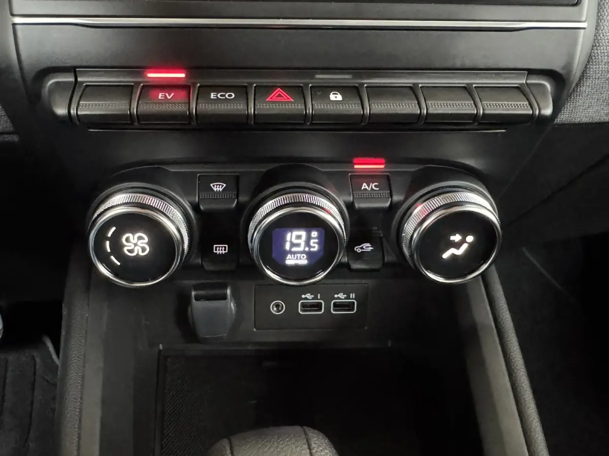 1.6 HEV Intense Automaat Camera Carplay Clima Cruisecontrol Garantie t/m 2034