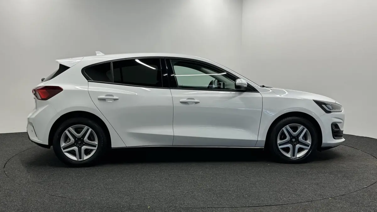 1.0 EcoBoost Hybrid Connected CRUISE PDC