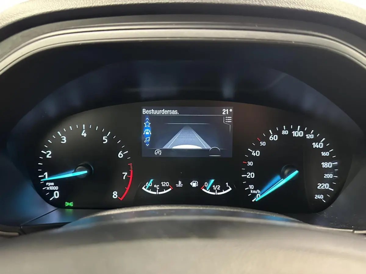 1.0 EcoBoost Hybrid Connected CRUISE PDC