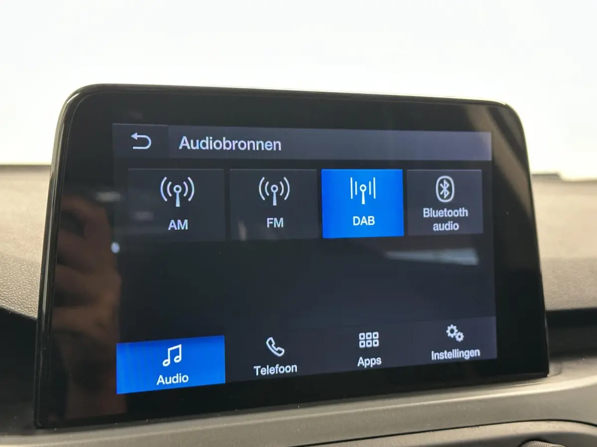 1.0 EcoBoost Hybrid Connected CRUISE PDC