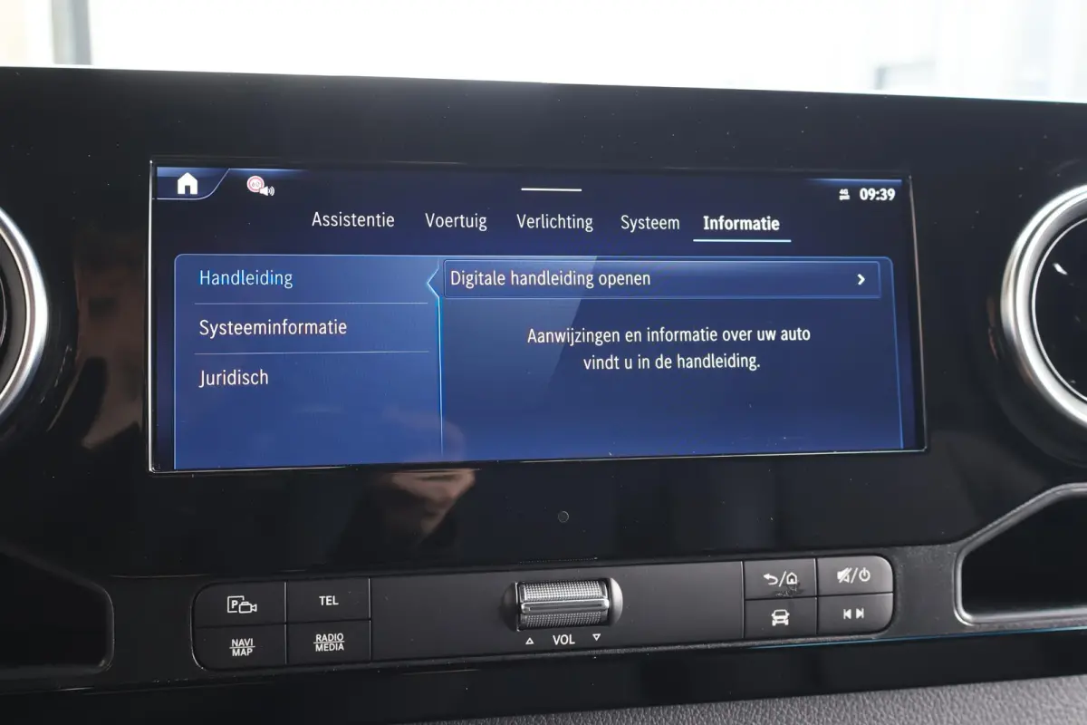 319 CDI | AUT. | L4 H2 | PRO | DISTRONIC PLUS | APPLE CARPLAY/ANDROID AUTO | TREKHAAK | LM VELGEN | 3-ZITS | STOELVERWARMING | CERTIFIED