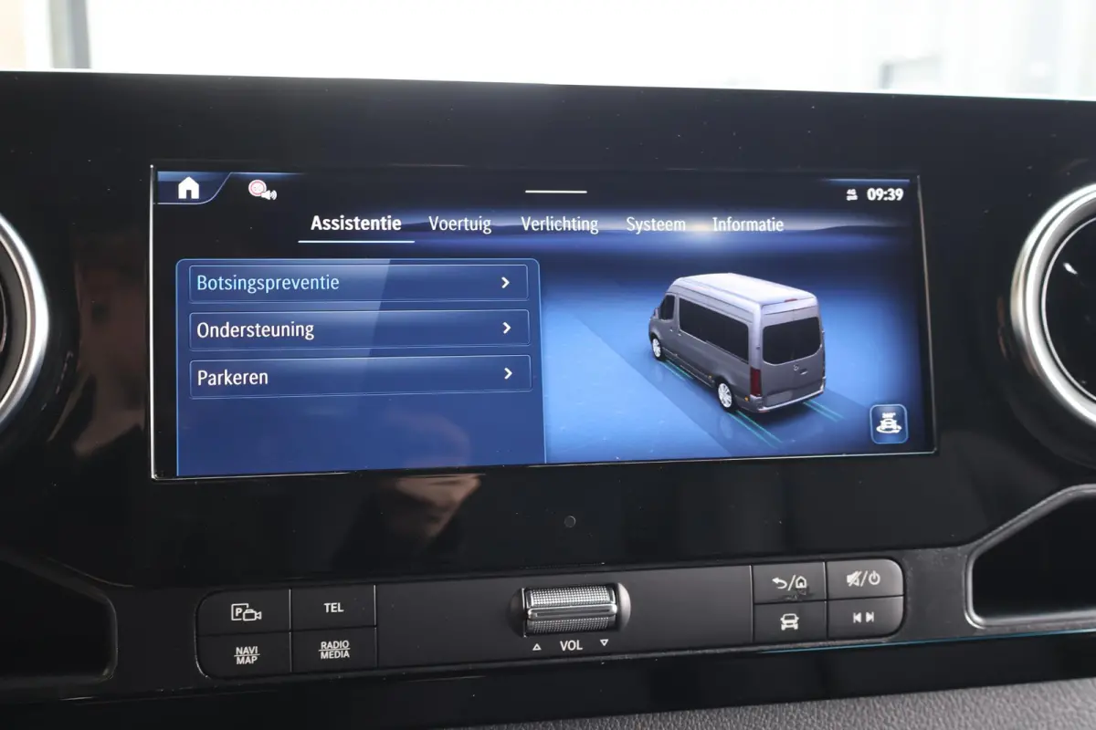 319 CDI | AUT. | L4 H2 | PRO | DISTRONIC PLUS | APPLE CARPLAY/ANDROID AUTO | TREKHAAK | LM VELGEN | 3-ZITS | STOELVERWARMING | CERTIFIED