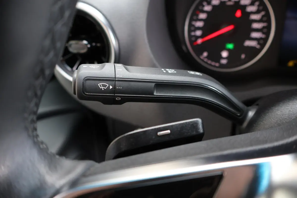 319 CDI | AUT. | L4 H2 | PRO | DISTRONIC PLUS | APPLE CARPLAY/ANDROID AUTO | TREKHAAK | LM VELGEN | 3-ZITS | STOELVERWARMING | CERTIFIED