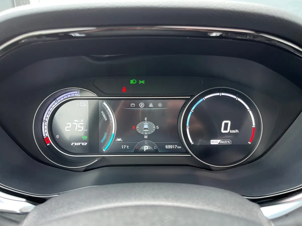 DynamicPlusLine 39 kWh NL.Auto/SOH100%/OpenDak/Camera/Stoelverw./Adaptive-Cruise/1Ste Eigenaar/Dealer Onderhouden