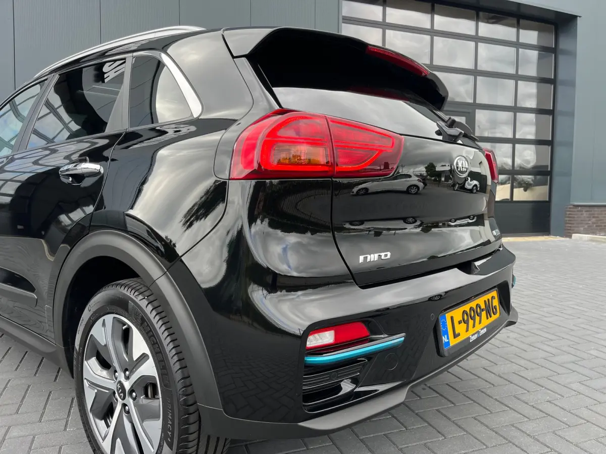 DynamicPlusLine 39 kWh NL.Auto/SOH100%/OpenDak/Camera/Stoelverw./Adaptive-Cruise/1Ste Eigenaar/Dealer Onderhouden