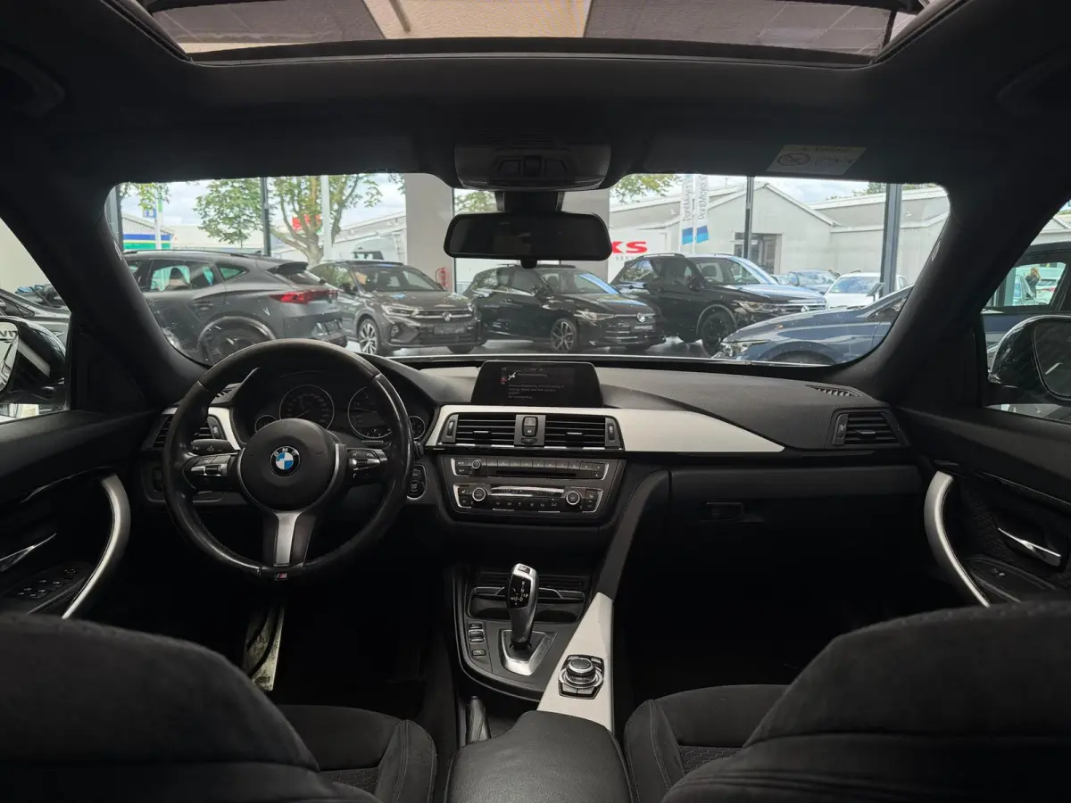 335d xDrive M Sport / Pano / Automaat /