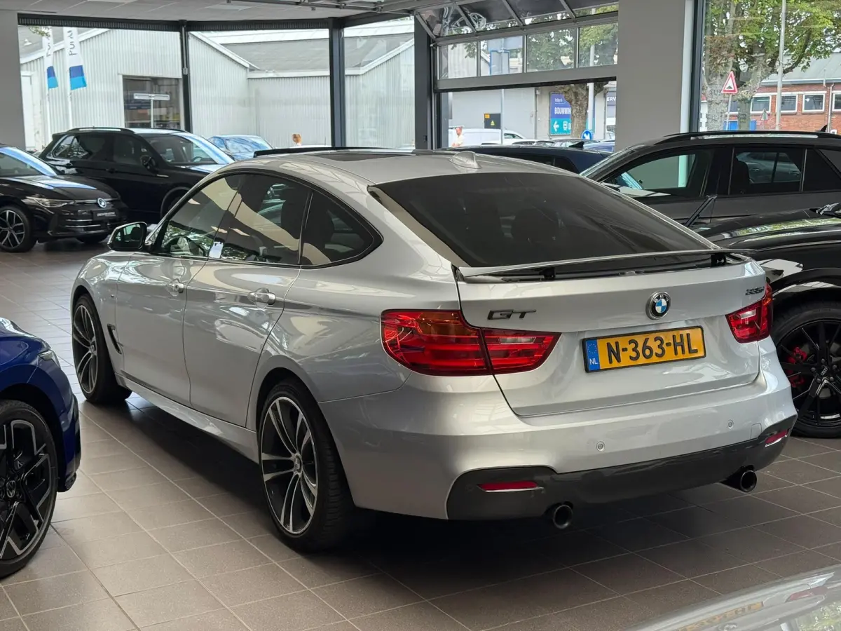 335d xDrive M Sport / Pano / Automaat /