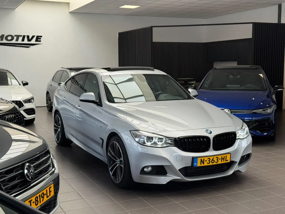 335d xDrive M Sport / Pano / Automaat /