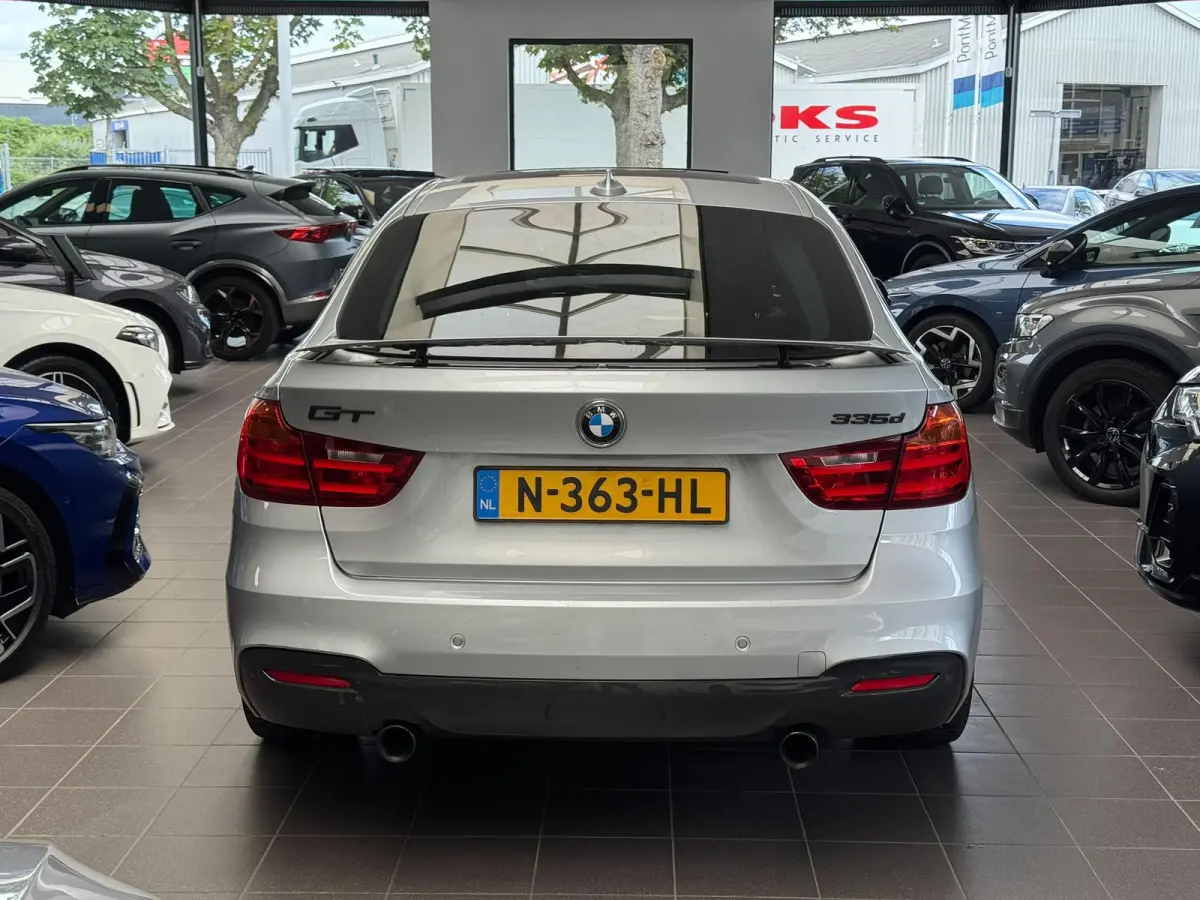 335d xDrive M Sport / Pano / Automaat /