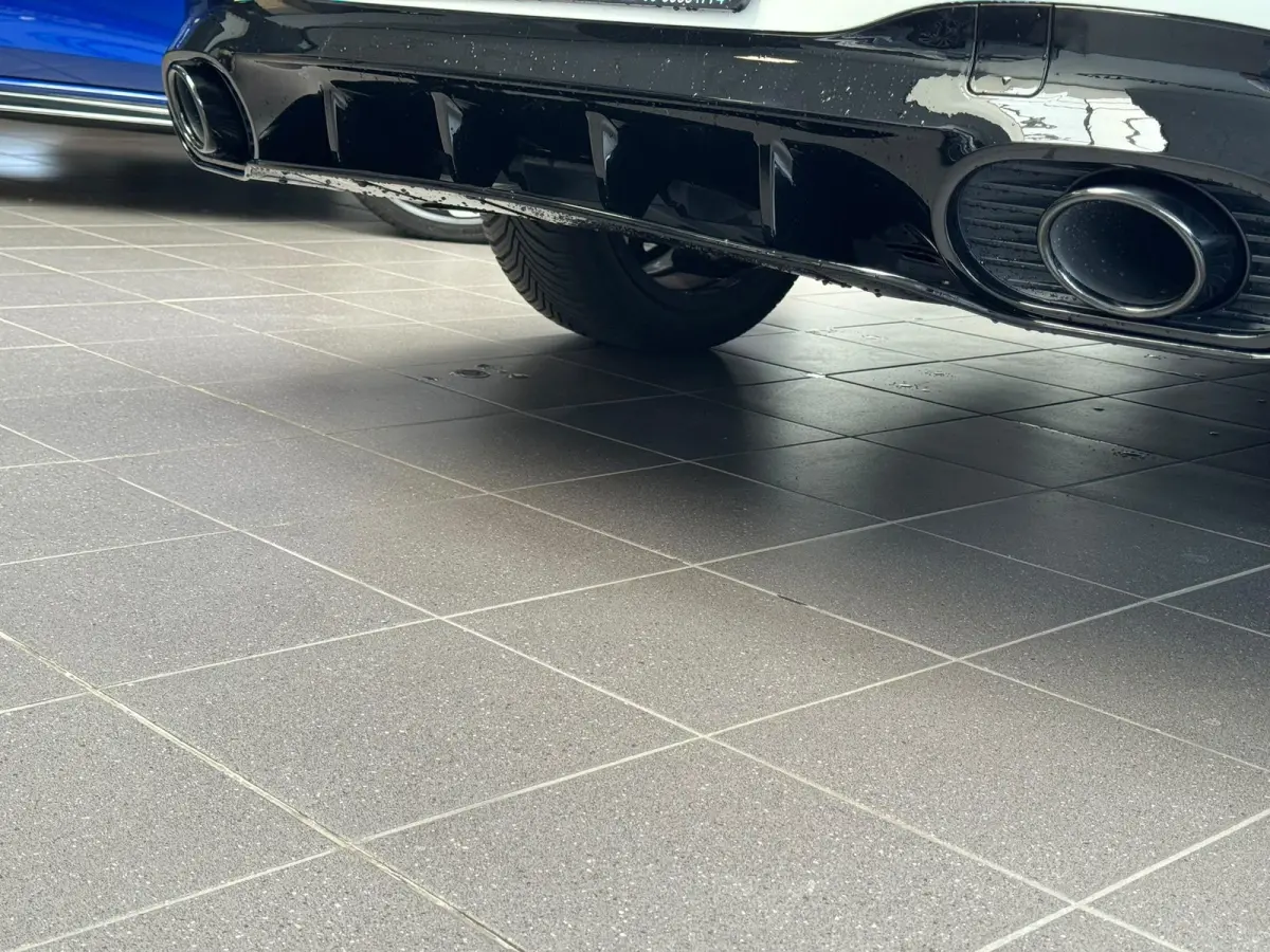 250 e AMG / 35 / Pano / Camera /