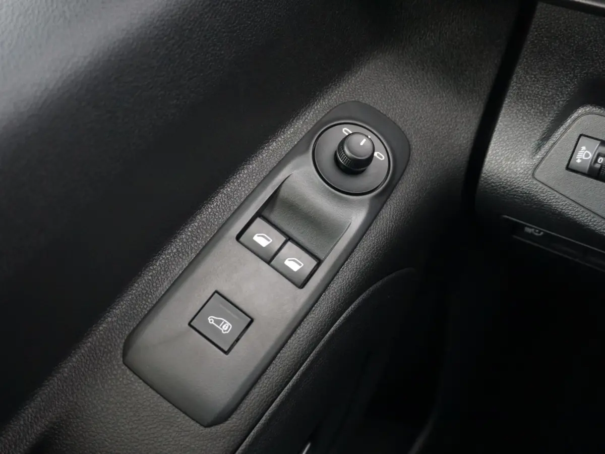L2 50kWh | camera | Apple Carplay/Android Auto  | laadruimtebetimmering | Comfort stoelen | rijklaarprijs