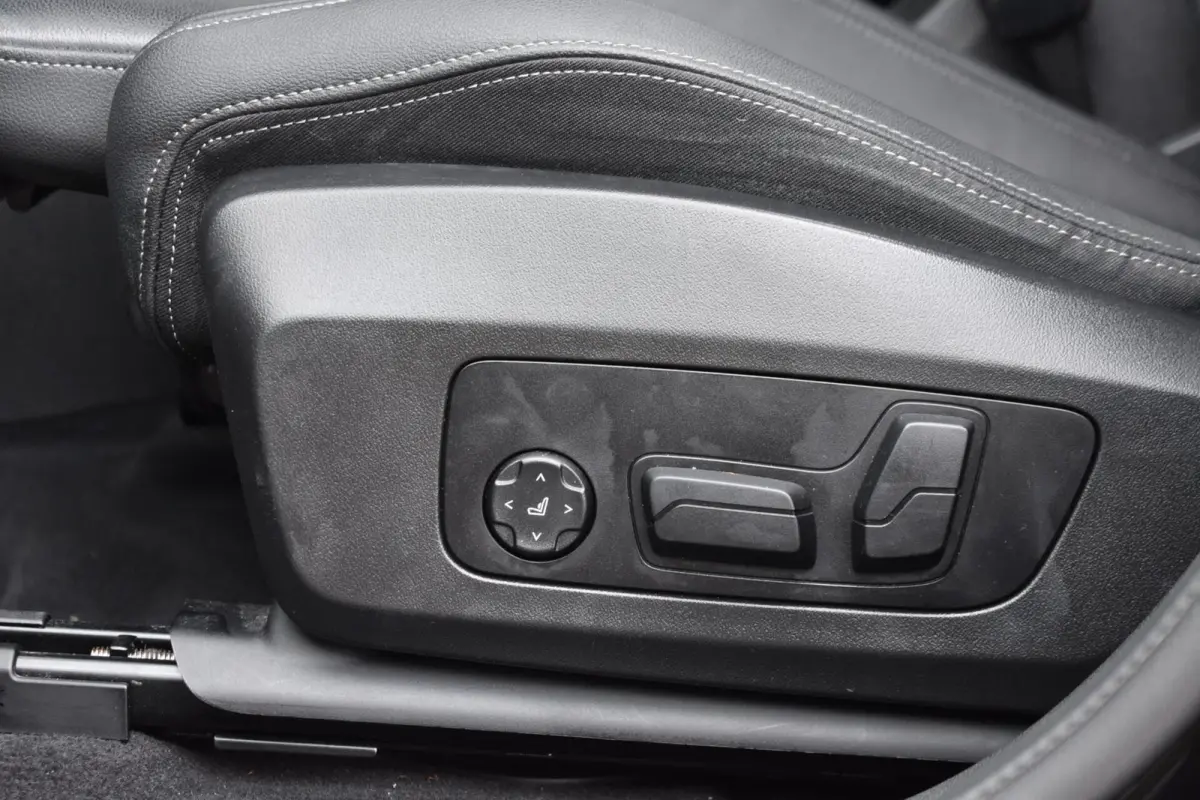 xDrive25e eDrive Edition | M-Sport |Trekhaak | Pano | Carplay | Leder |