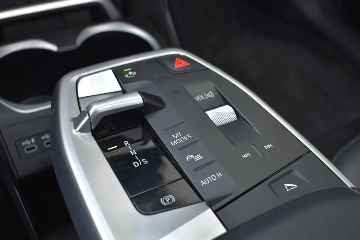 xDrive25e eDrive Edition | M-Sport |Trekhaak | Pano | Carplay | Leder |