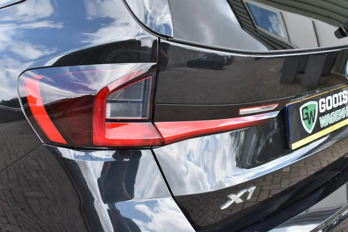 xDrive25e eDrive Edition | M-Sport |Trekhaak | Pano | Carplay | Leder |