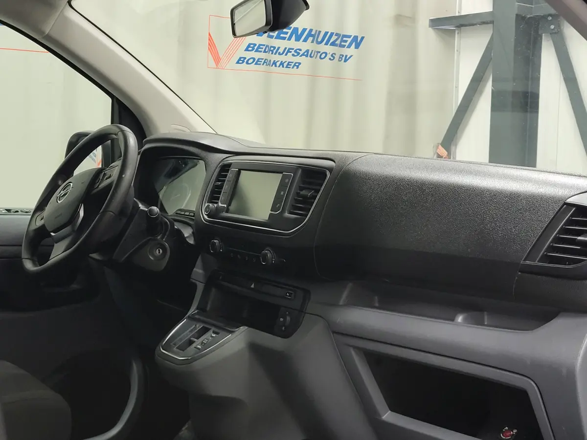 75kWh L3/H1 8-Personenbus Panorama 310km Elektrisch!