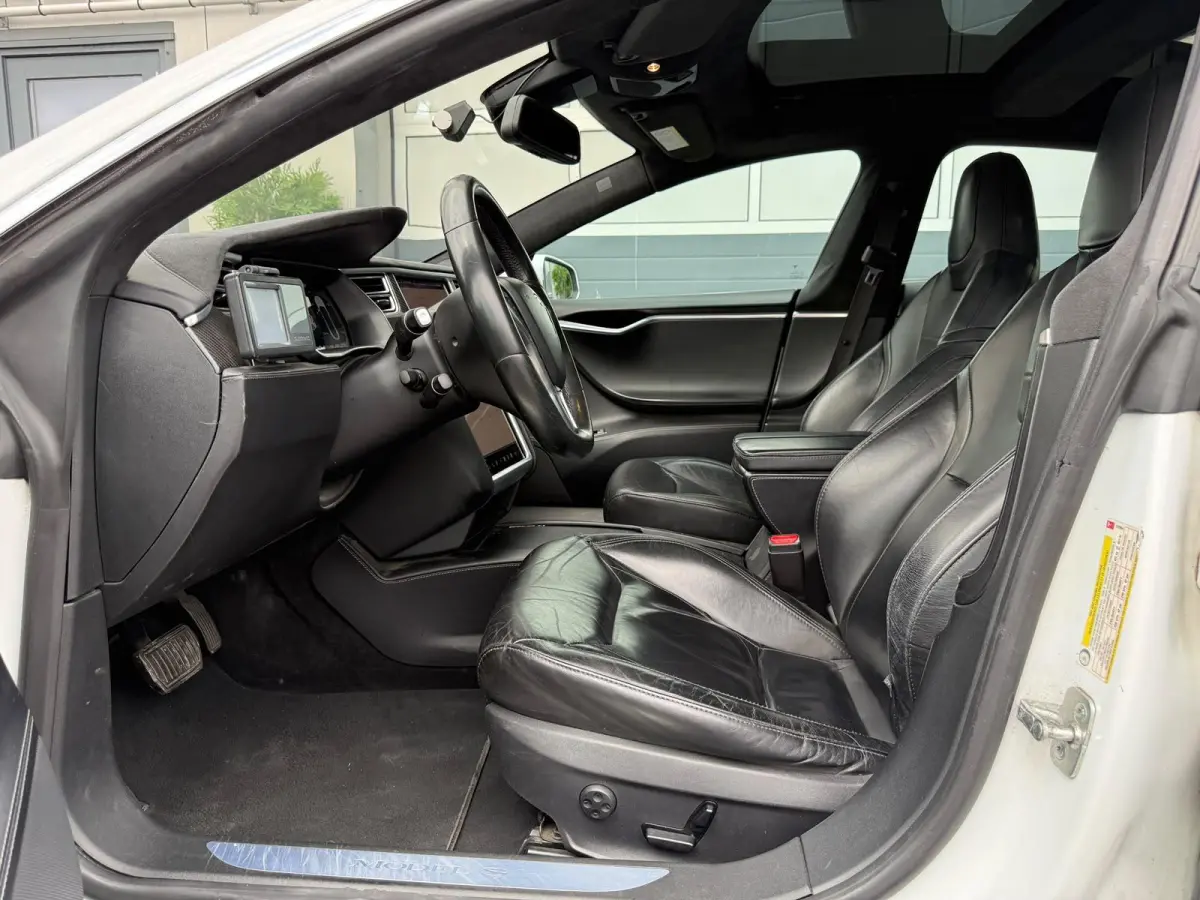 90D FACELIFT|FREE SUPERCHARGE|AUTOPILOT|TAXI