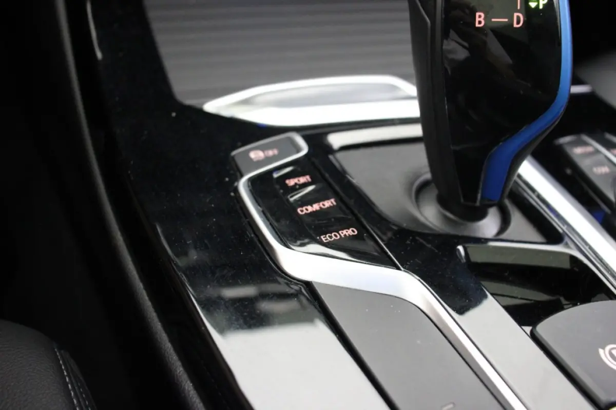 Executive 80 kWh - Carplay, Panorama, Camera, Leer, Memory, Stoelverw. SOH 98,2%