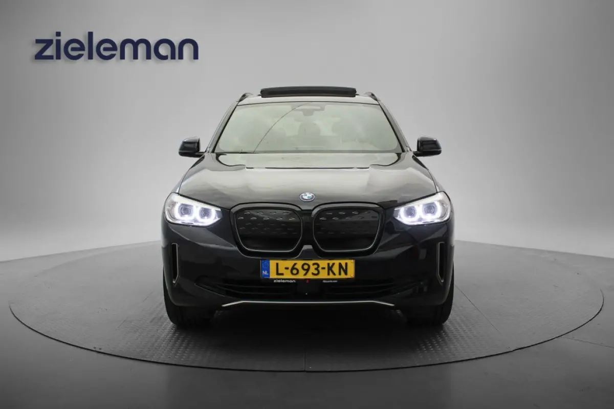 Executive 80 kWh - Carplay, Panorama, Camera, Leer, Memory, Stoelverw. SOH 98,2%