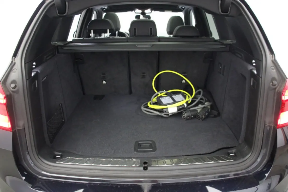 Executive 80 kWh - Carplay, Panorama, Camera, Leer, Memory, Stoelverw. SOH 98,2%