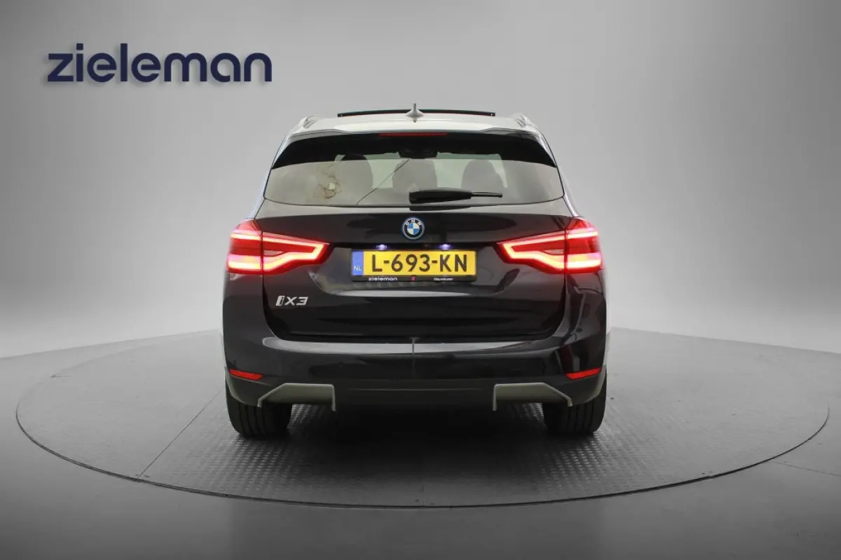 Executive 80 kWh - Carplay, Panorama, Camera, Leer, Memory, Stoelverw. SOH 98,2%