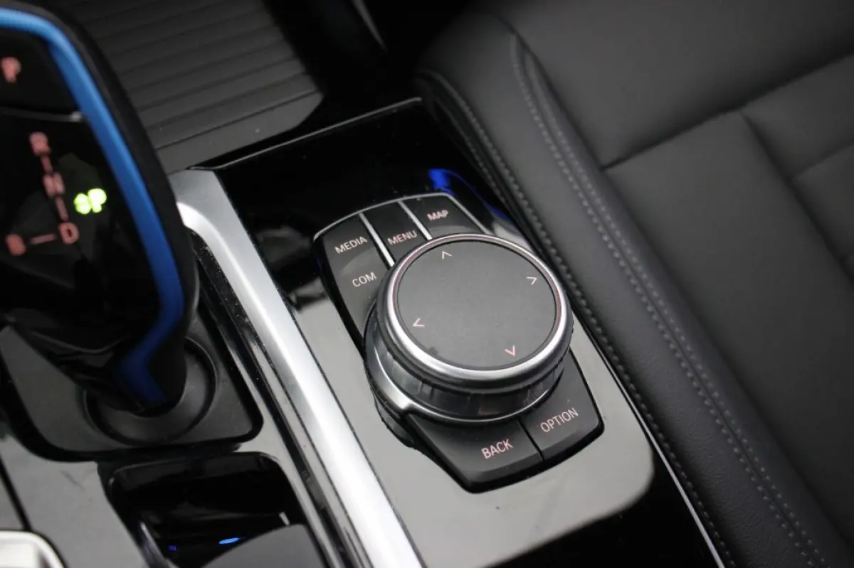Executive 80 kWh - Carplay, Panorama, Camera, Leer, Memory, Stoelverw. SOH 98,2%
