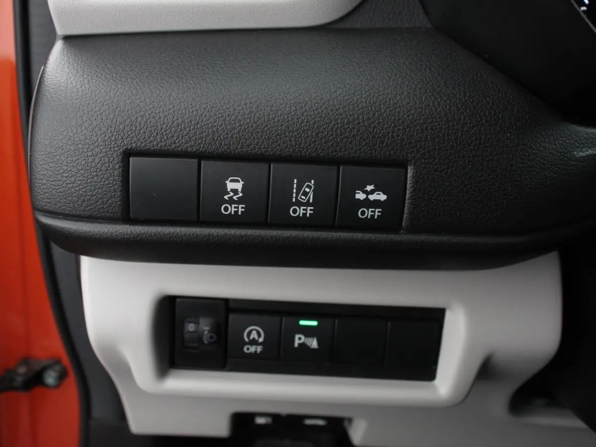 1.2 Style Smart Hybrid Airco Adaptieve cruise control Navigatie Keyless Achteruitrijcamera Parkeersensoren achter Apple Carplay/ Android Auto