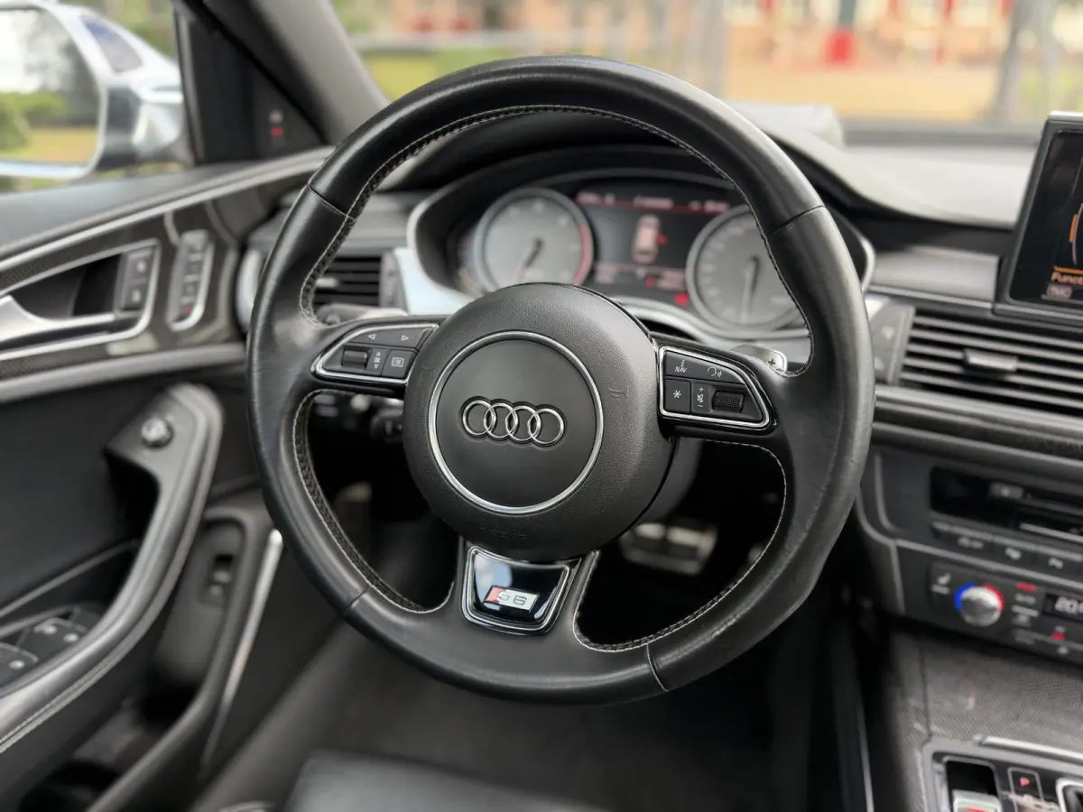 4.0 TFSI S6 quattro Pro Line Plus | B&O | Keramisch | Sportstoelen | Head-Up | Adaptive |
