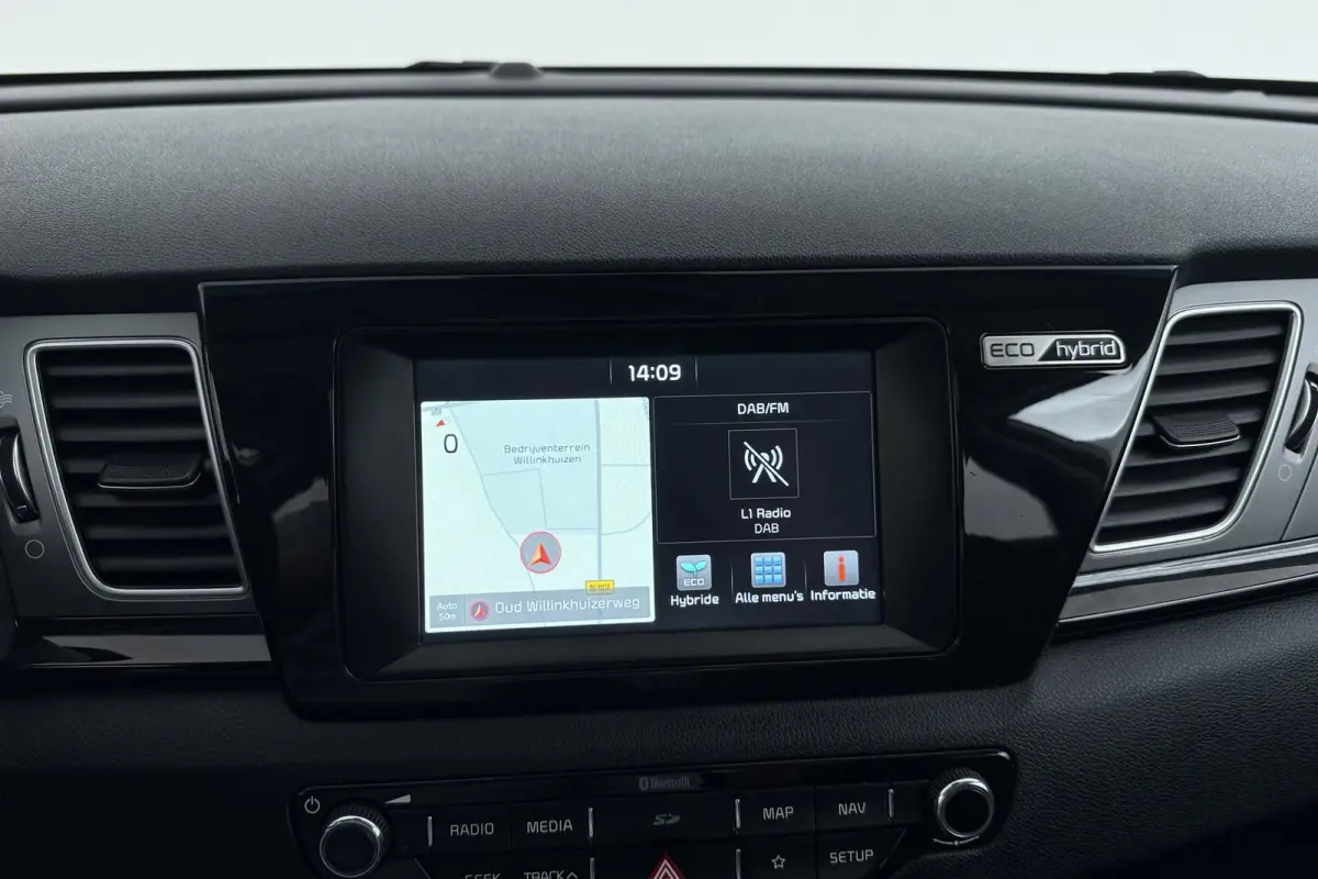 1.6 GDi Hybrid DynamicLine | Afn. Trekhaak | Panoramadak | Climate | Cruise | Org. NL | Camera | PDC | CarPlay |