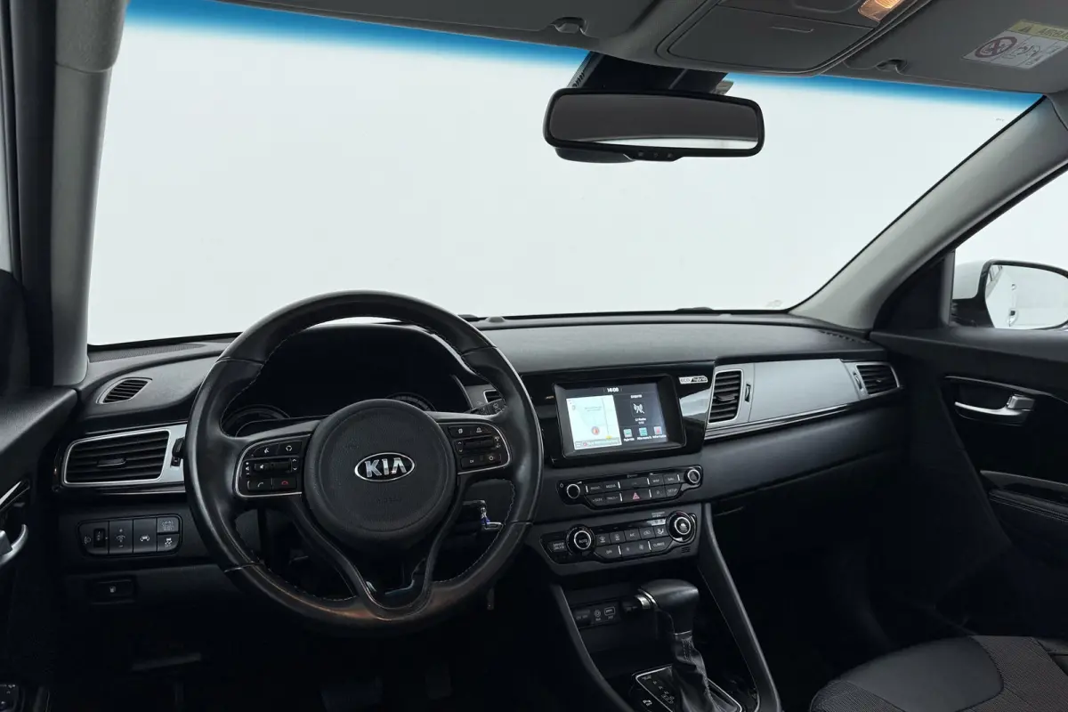 1.6 GDi Hybrid DynamicLine | Afn. Trekhaak | Panoramadak | Climate | Cruise | Org. NL | Camera | PDC | CarPlay |