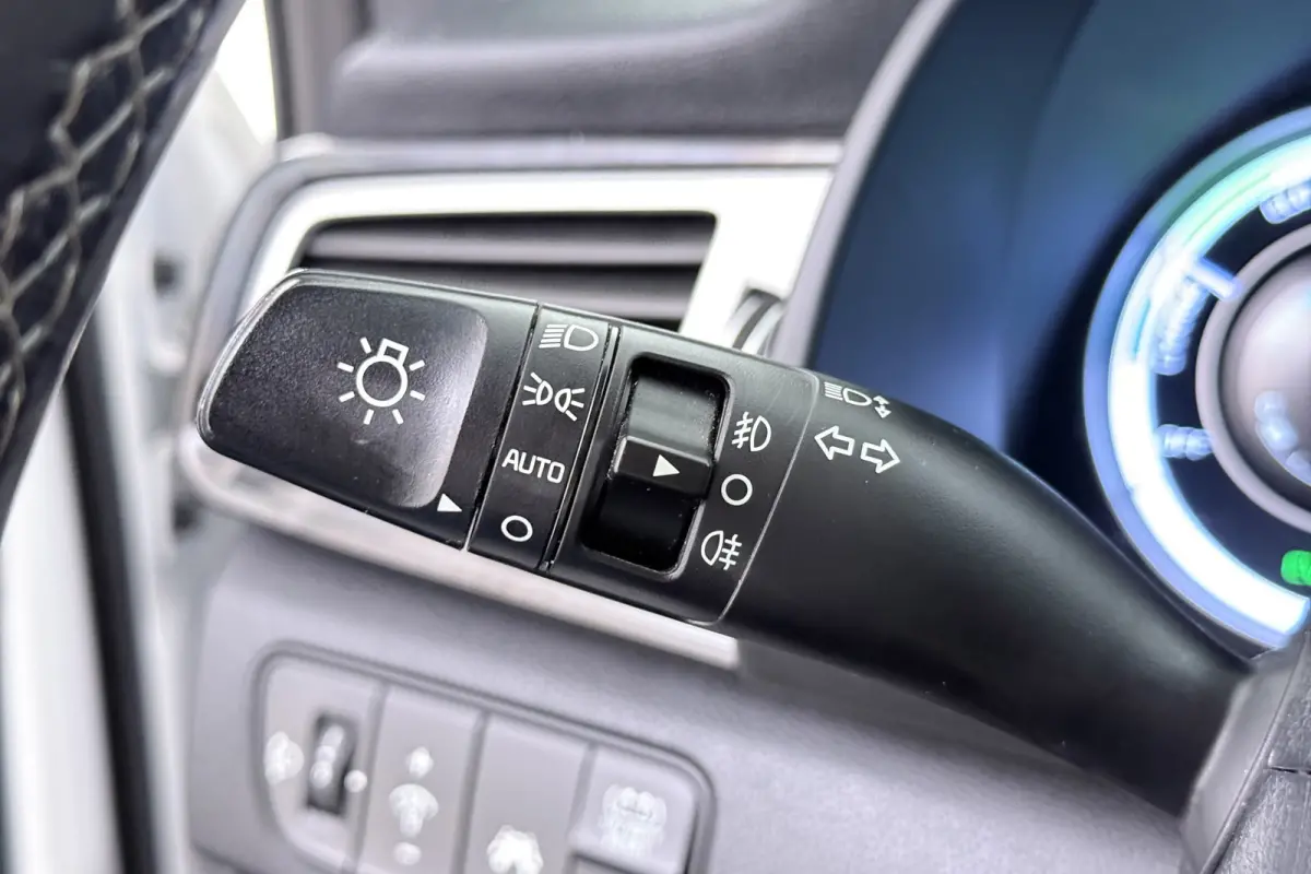 1.6 GDi Hybrid DynamicLine | Afn. Trekhaak | Panoramadak | Climate | Cruise | Org. NL | Camera | PDC | CarPlay |