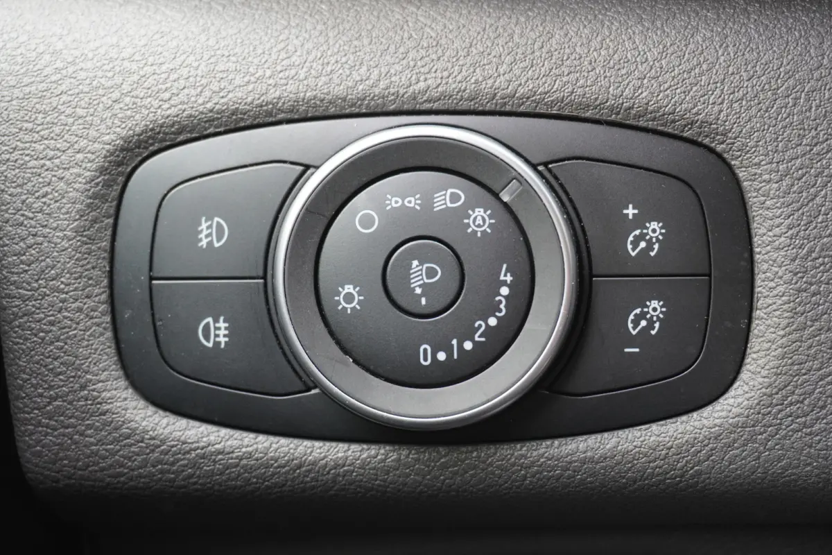 2.0 TDCI EURO 6 - Airco - Cruise - Camera - €16.900,- Excl.