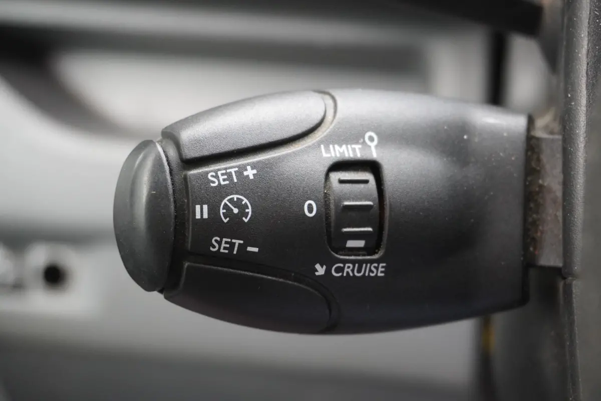 2.0 BlueHDI 122PK L2 EURO 6 - Airco - Navi - Cruise - €9.950,- Excl.