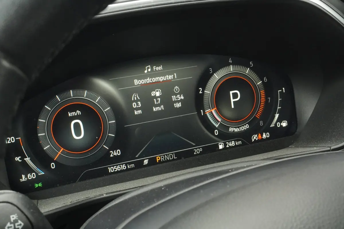 1.0 EcoBoost 155PK Hybrid Titanium X Vitrual+Led+camera+Breed-Navigatie+ecc+17"lmv = ORIG/NL/1EIG/INCL BTW !!