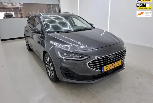 1.0 EcoBoost 155PK Hybrid Titanium X Vitrual+Led+camera+Breed-Navigatie+ecc+17"lmv = ORIG/NL/1EIG/INCL BTW !!