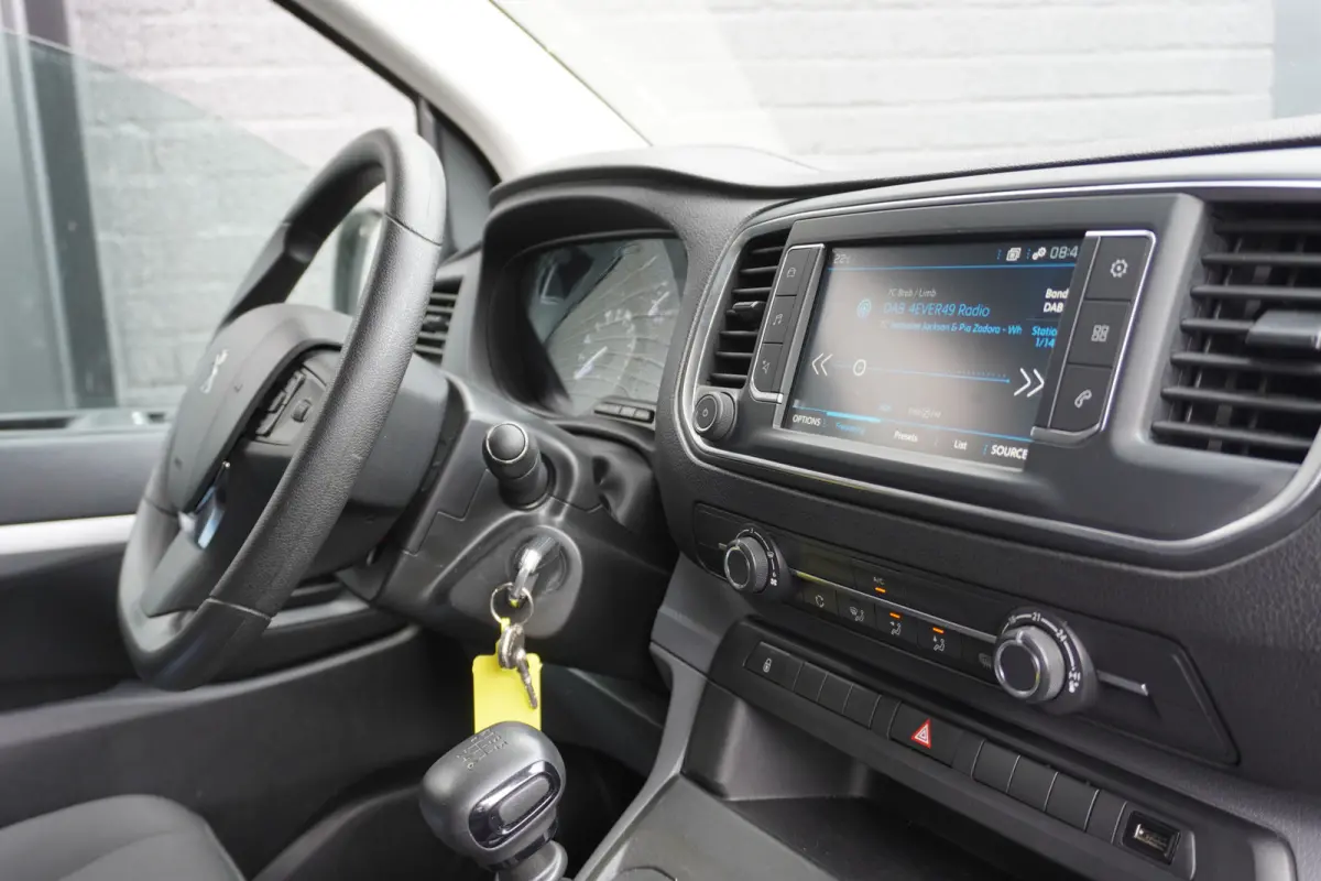 2.0 BlueHDI 122PK EURO 6 - Airco - Navi - Cruise - €16.950,- Excl.