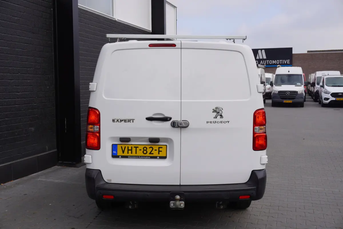 2.0 BlueHDI 122PK EURO 6 - Airco - Navi - Cruise - €16.950,- Excl.