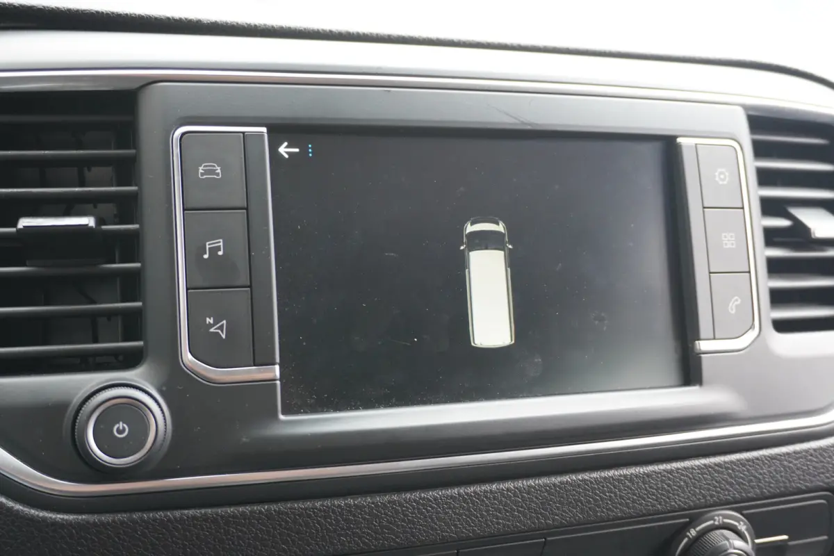 2.0 BlueHDI 122PK L3 Dubbele Cabine EURO 6 - Airco - Navi - Cruise - €16.950,- Excl.