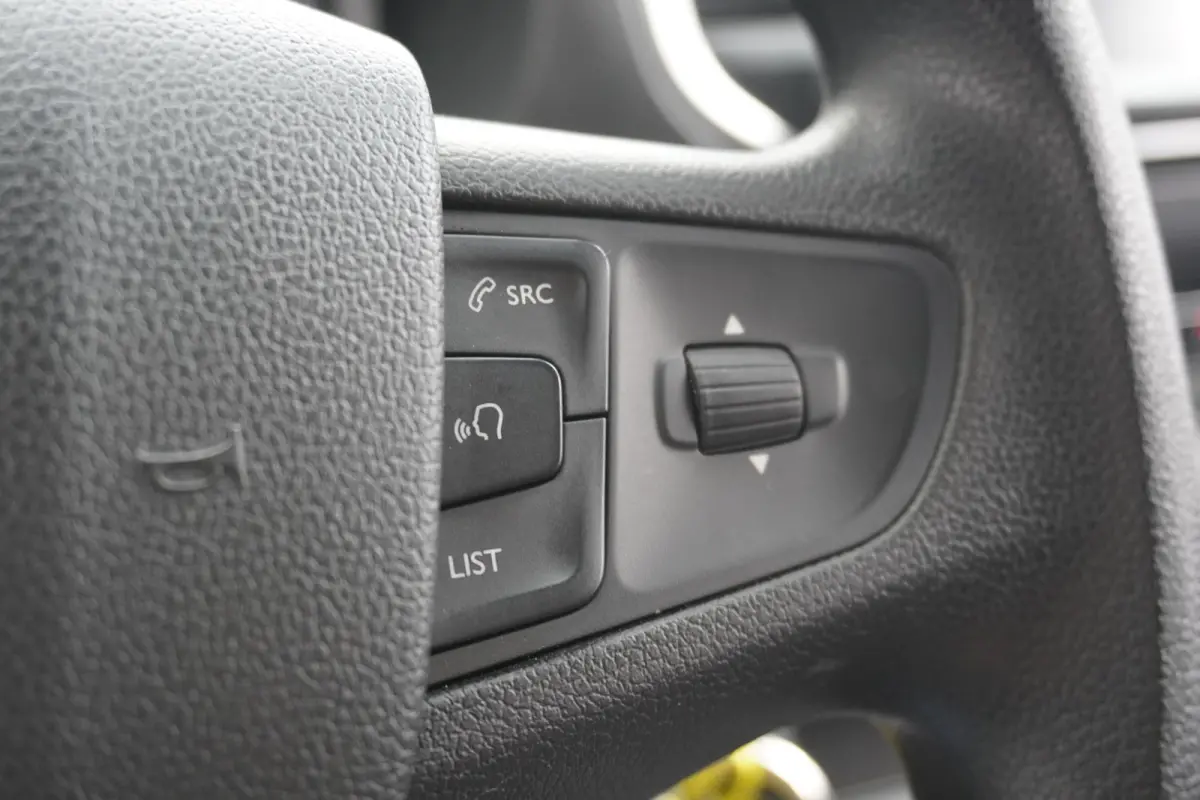 2.0 BlueHDI 122PK L3 Dubbele Cabine EURO 6 - Airco - Navi - Cruise - €16.950,- Excl.