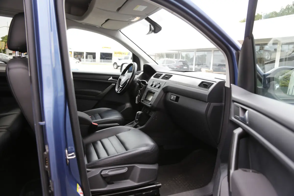 1.4 TGI Trendline 5 Persoons Automaat*Perfect VW Onderh.*Trekhaak/2x zijschuifdeur/Leder/Stoelverw./Climate-Control/Parkeersens.V+A*