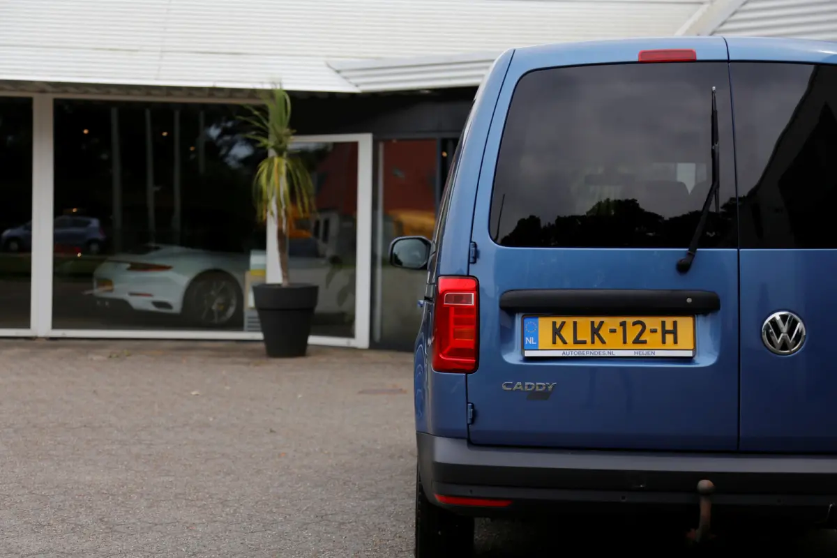 1.4 TGI Trendline 5 Persoons Automaat*Perfect VW Onderh.*Trekhaak/2x zijschuifdeur/Leder/Stoelverw./Climate-Control/Parkeersens.V+A*