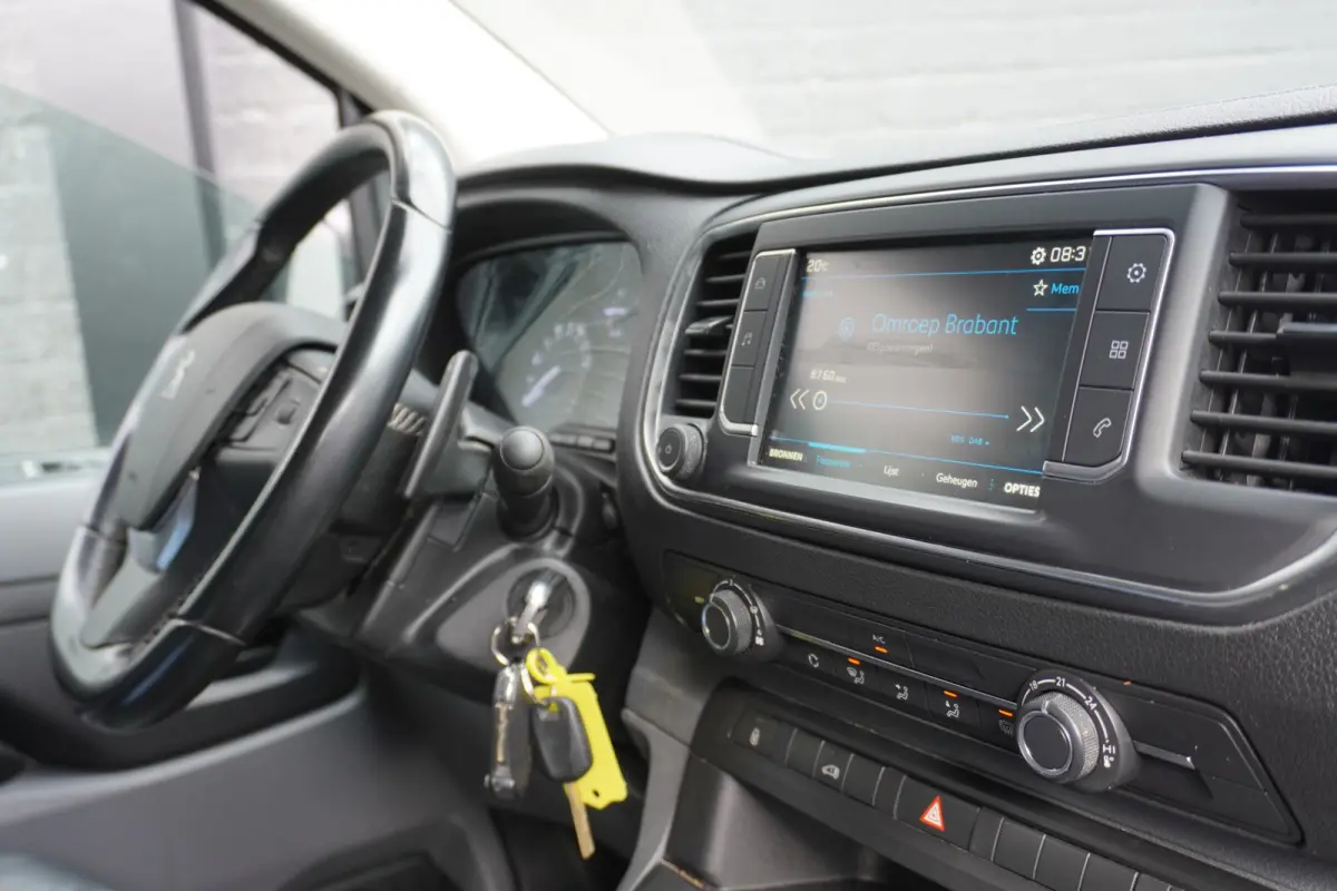 2.0 BlueHDI 145PK Automaat EURO 6 - Airco - Cruise - Camera - €16.900,- Excl.