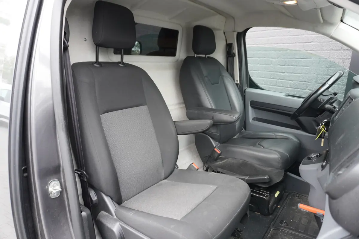 2.0 BlueHDI 145PK Automaat EURO 6 - Airco - Cruise - Camera - €16.900,- Excl.