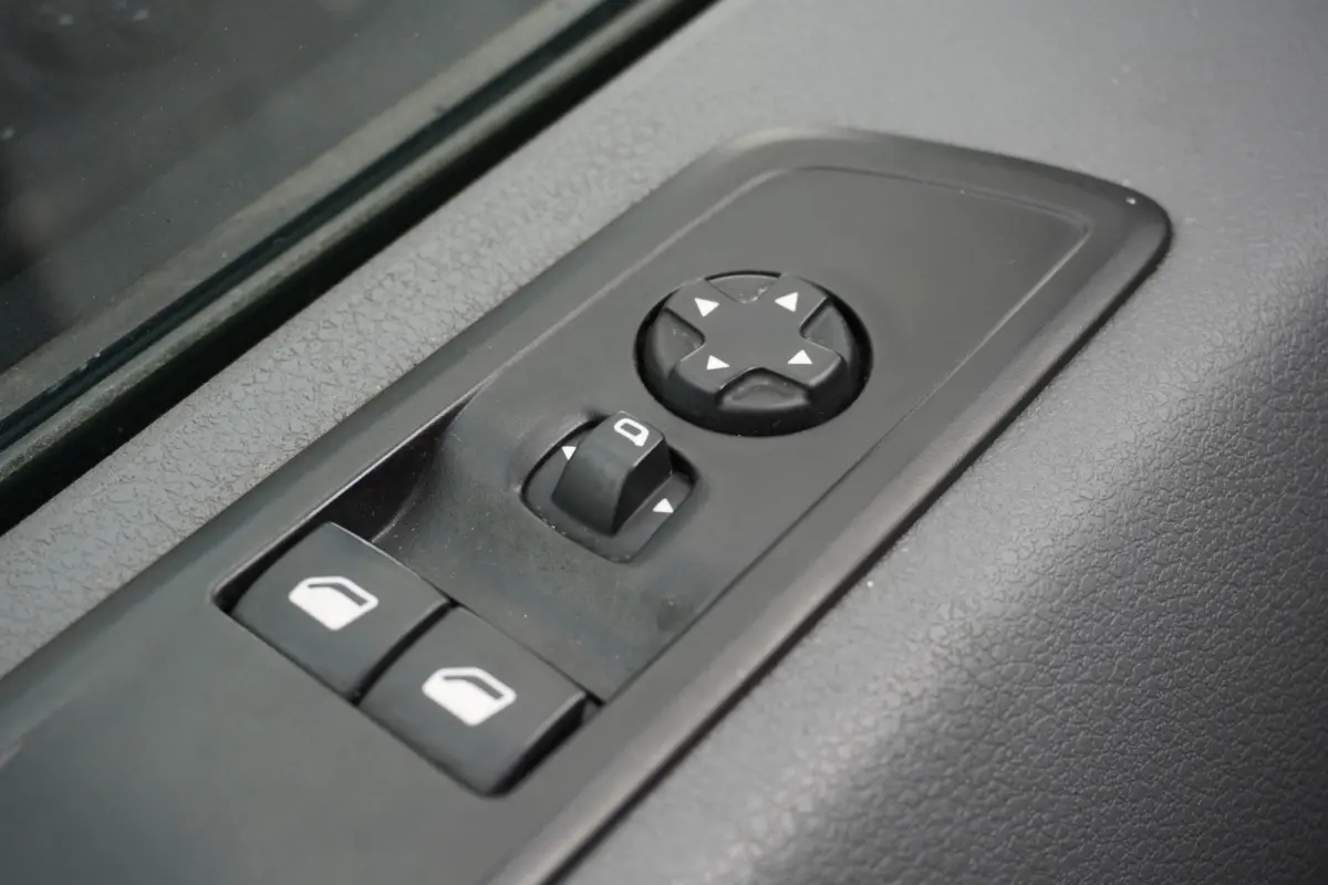 2.0 BlueHDI 145PK Automaat EURO 6 - Airco - Cruise - Camera - €16.900,- Excl.